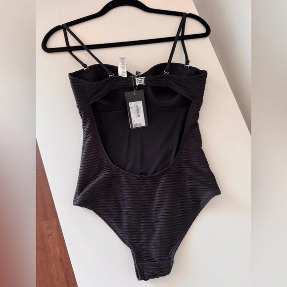 Emporio Armani Swimsuit New Size XS - Picture 3 of 4